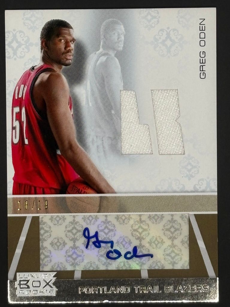 Greg Oden RPA /19 Topps Luxury Box 2007-08 Basketball Rookie Patch Auto front